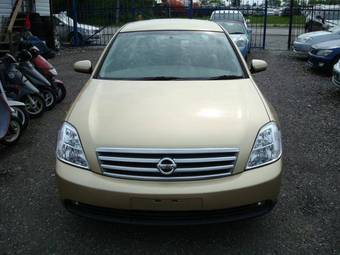 2003 Nissan Teana Photos