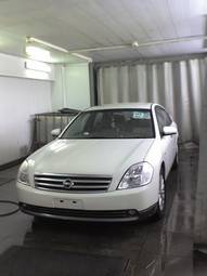 2003 Nissan Teana Pictures