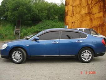 2003 Nissan Teana Pictures