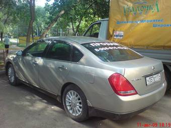 2003 Nissan Teana Pictures