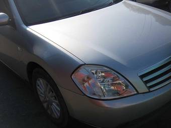 2003 Nissan Teana Pictures