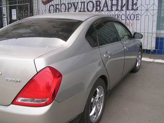 2003 Nissan Teana Photos