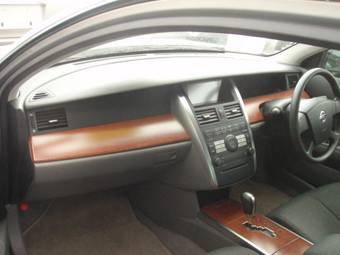 2003 Nissan Teana Photos