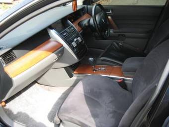 2003 Nissan Teana Photos