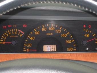 2003 Nissan Teana Pictures