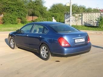 2003 Nissan Teana Pictures
