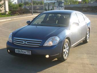 2003 Nissan Teana Photos