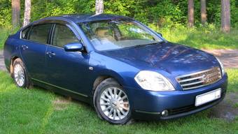 2003 Nissan Teana Pictures