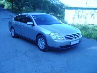 2003 Nissan Teana Photos