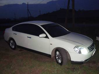 2003 Nissan Teana Pictures