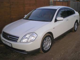 2003 Nissan Teana Photos