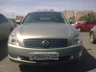 2003 Nissan Teana Photos