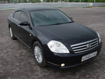 2003 Nissan Teana Photos