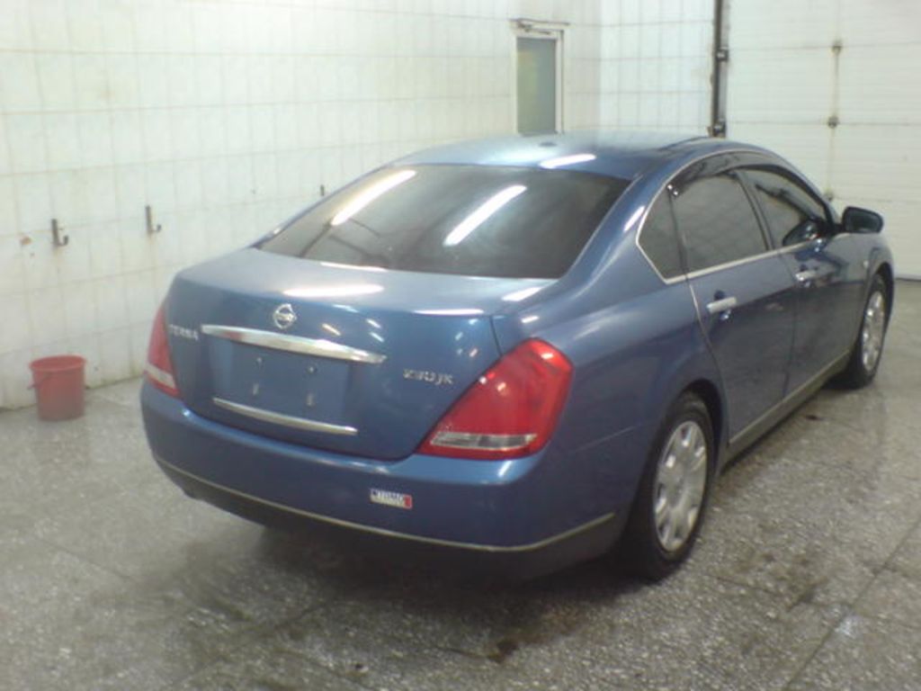 2004 Nissan Teana