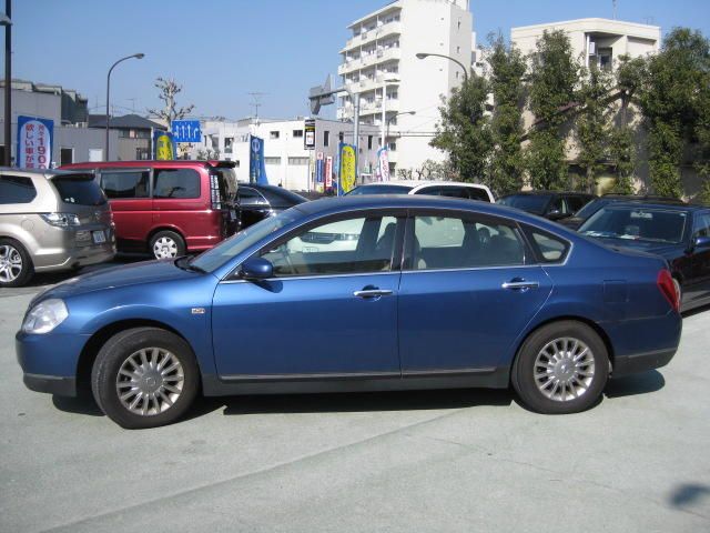 2004 Nissan Teana