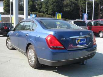 2004 Teana