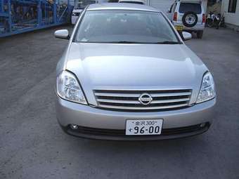 2004 Nissan Teana Photos