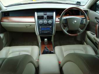 2004 Nissan Teana Photos