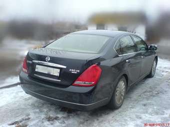 2004 Nissan Teana Pics