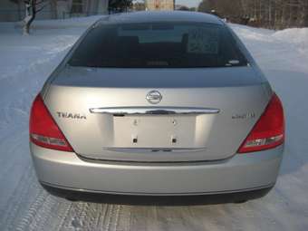 2004 Nissan Teana Photos
