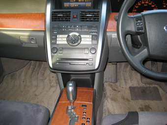 2004 Nissan Teana Images