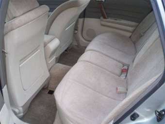 2004 Nissan Teana Pics