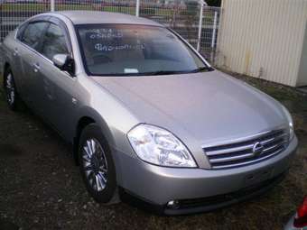 2004 Nissan Teana Pictures