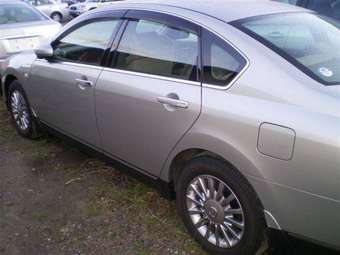 2004 Nissan Teana Photos