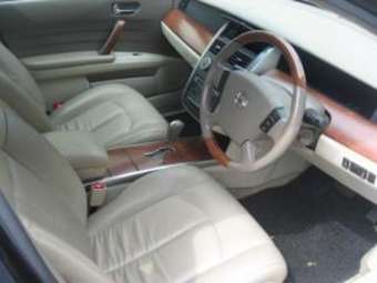 2004 Nissan Teana Pictures