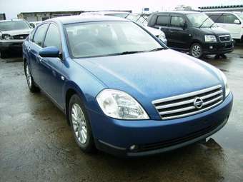 2004 Nissan Teana Pictures