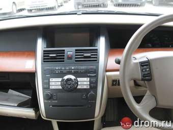 2004 Nissan Teana Pictures