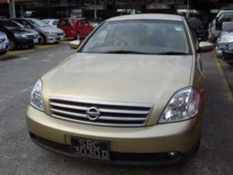 2004 Nissan Teana Pictures