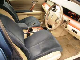 2004 Nissan Teana Pics