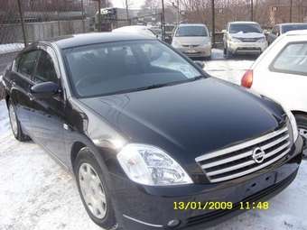 2004 Nissan Teana Photos