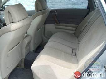 2004 Nissan Teana Images
