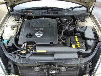 2004 Nissan Teana Pics