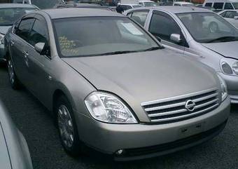 2004 Nissan Teana Pictures