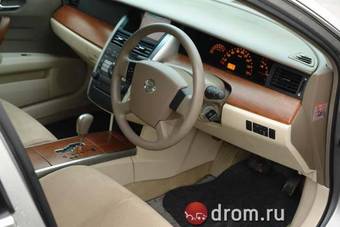 2004 Nissan Teana Pictures