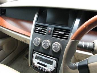 2004 Nissan Teana Photos