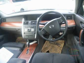 2004 Nissan Teana Pictures