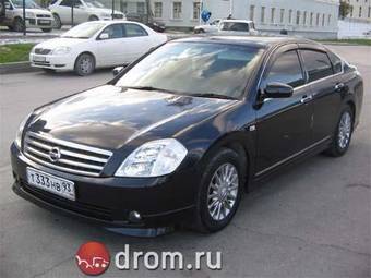 2004 Nissan Teana Pictures