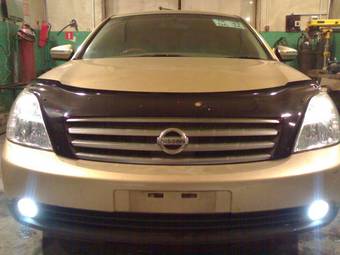 2004 Nissan Teana Photos