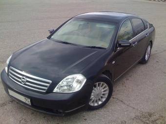 2004 Nissan Teana Pictures