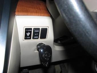 2004 Nissan Teana Pictures