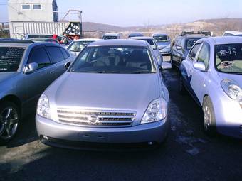 2004 Nissan Teana Pictures