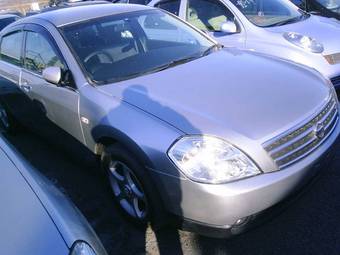 2004 Nissan Teana Pics