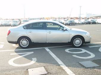 2004 Nissan Teana Images
