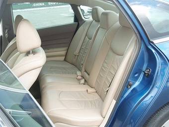 2004 Nissan Teana Pictures