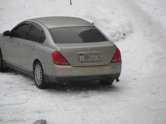 2004 Nissan Teana Pictures