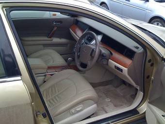 2004 Nissan Teana Pictures